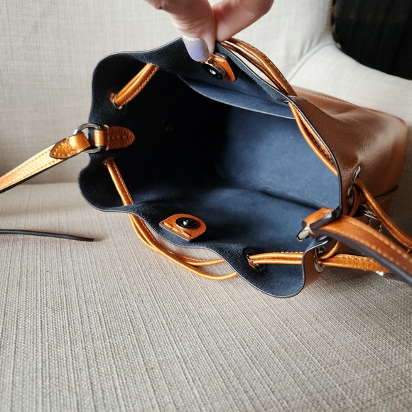 Coach Metallic Orange Leather Drawstring Crossbody - Picture 10 of 15